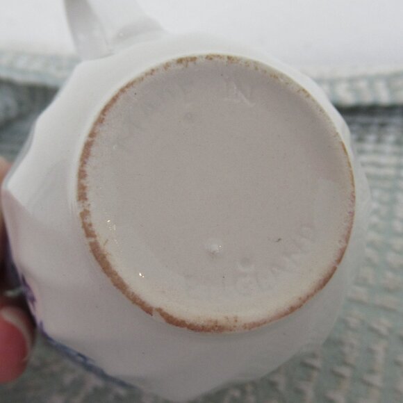 Staffordshire Ridgway Cup & Saucer Clifton England Blue White Scalloped Set of 2 - Picture 10 of 14